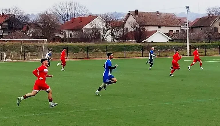 mladi radnik mladi radnik