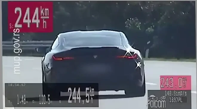 Na auto-putu vozio 244 na sat (video)