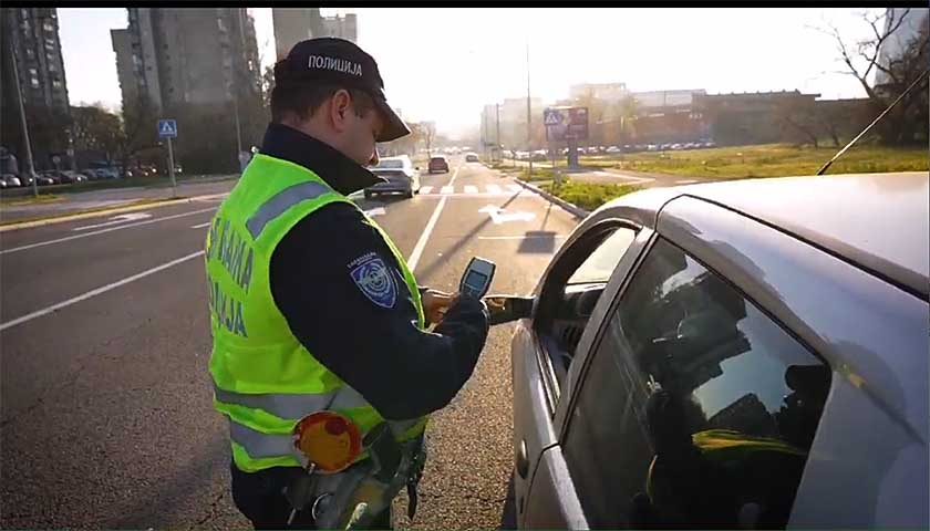 apel saobracajne policije