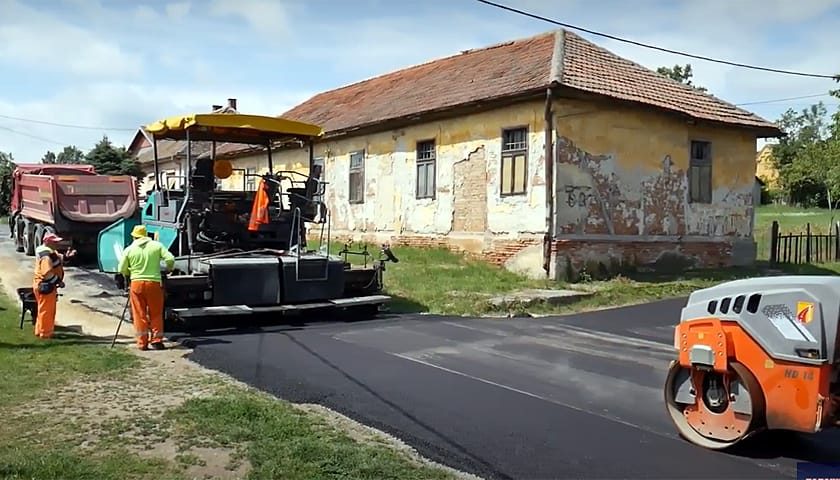 asfaltiranje puta u selevcu