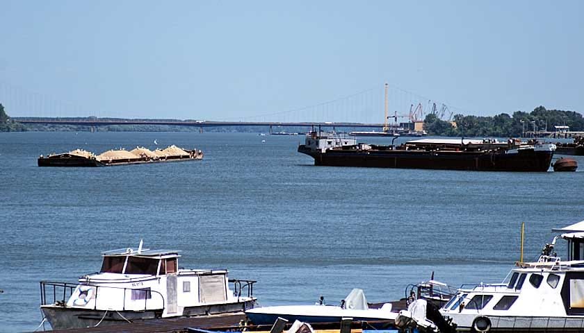 dunav ladje camci