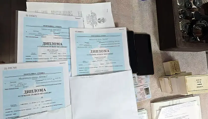 falsifikovanba dokumenta