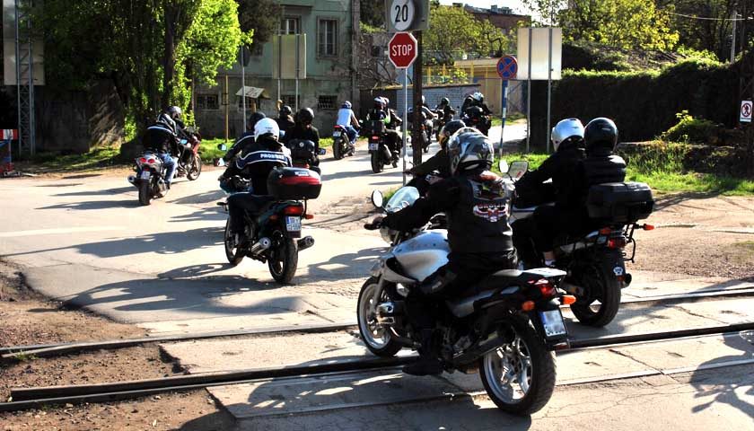 motociklisti
