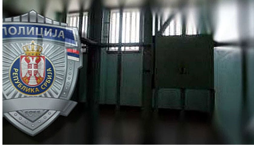 policija
