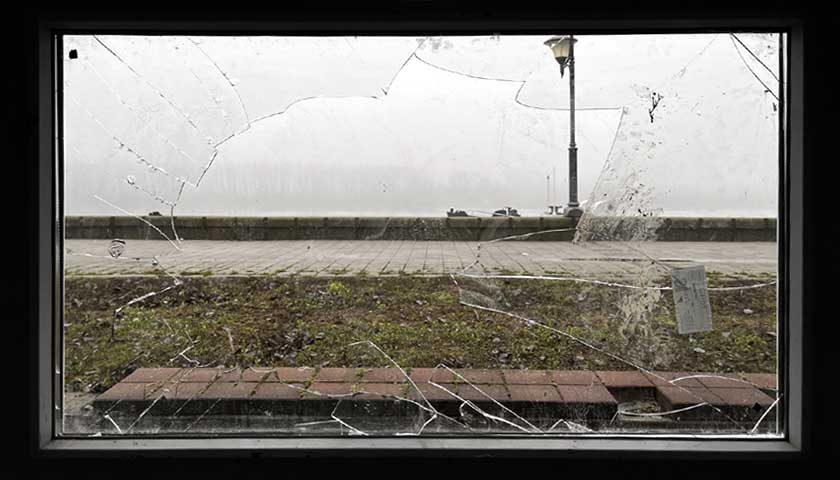 protok21 razbijeno staklo 1