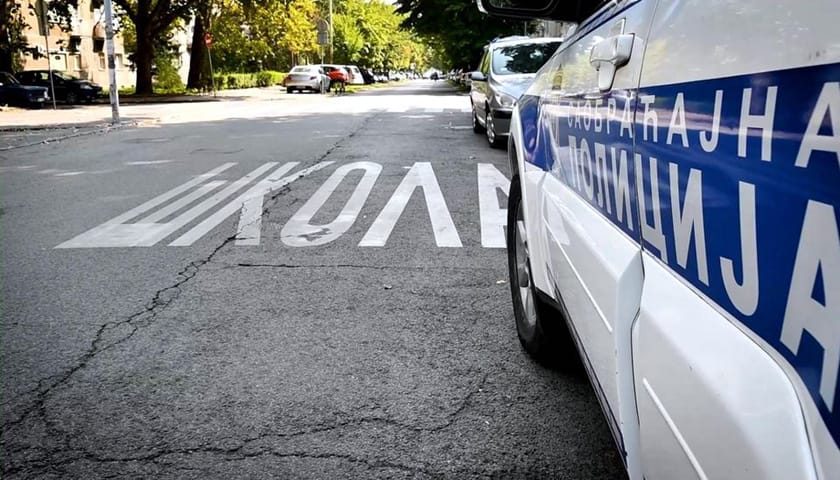 saobracajna policija zonea skole