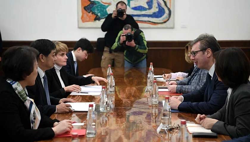 vucic i predstavnici HBIS